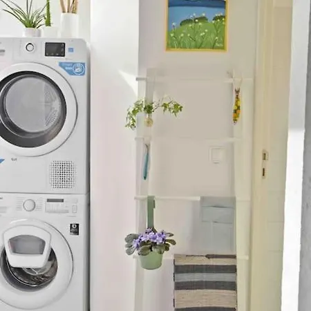 דירה Two Bedroom Cozy Flat By River In Quiet Art Zone *