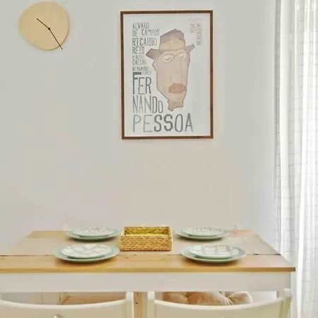 Two Bedroom Cozy Flat By River In Quiet Art Zone * Lisbon